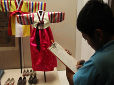 우리옷 관련 상설전시장 모습