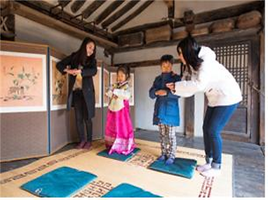 세배 교육받는 어린이들