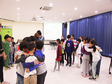 교육중인 아이들