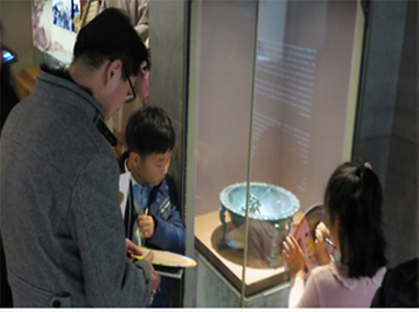 미션을 수행중인 가족