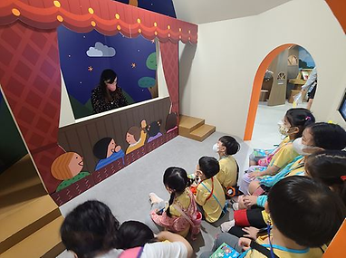 방정환의 선물상자 전시실 체험 모습