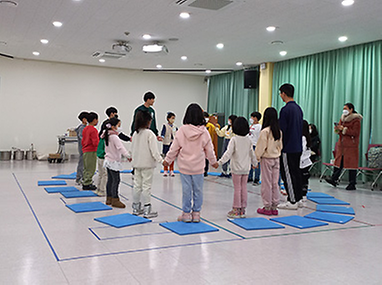 연극에 참여해 미션 수행하기