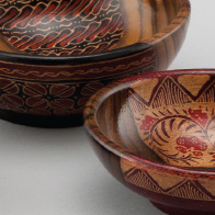 망꼭 까유 모티프 바띡(바띡 나무 그릇)