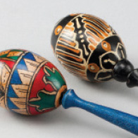 마라까스(흔드는 리듬악기)