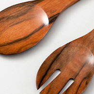 쿠차라 앗 띠니도르 (숟가락과 포크)