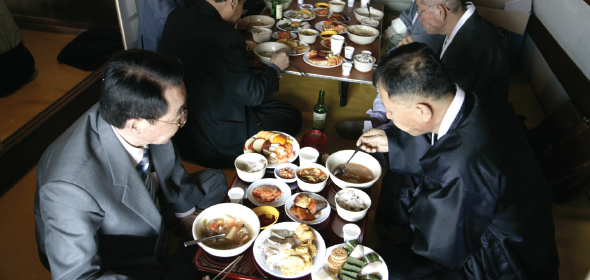 찬 음식을 먹는 날